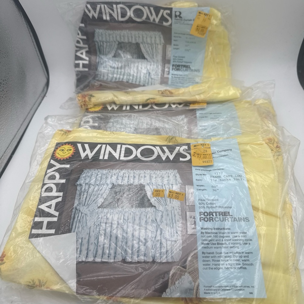 VTG Kmart Happy Window curtains “Abby Rose" Yellow Cape Cod 60”Wx36”L W/ Valance